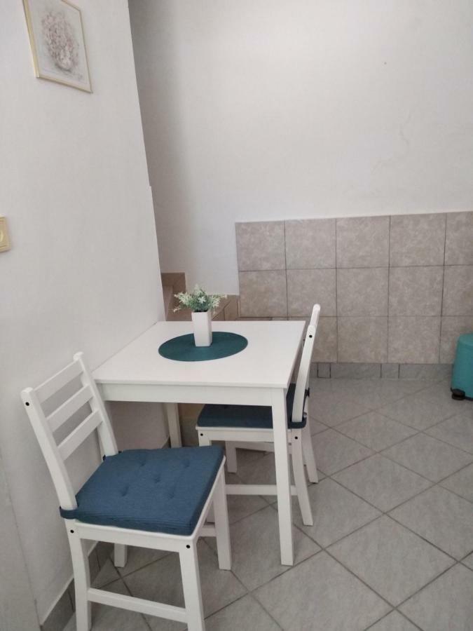 Kuca Za Odmor Matko House Matko Villa Pag Town Buitenkant foto